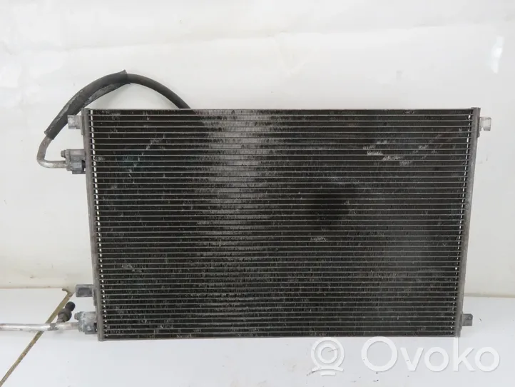 Renault Megane II Radiateur condenseur de climatisation 993758S