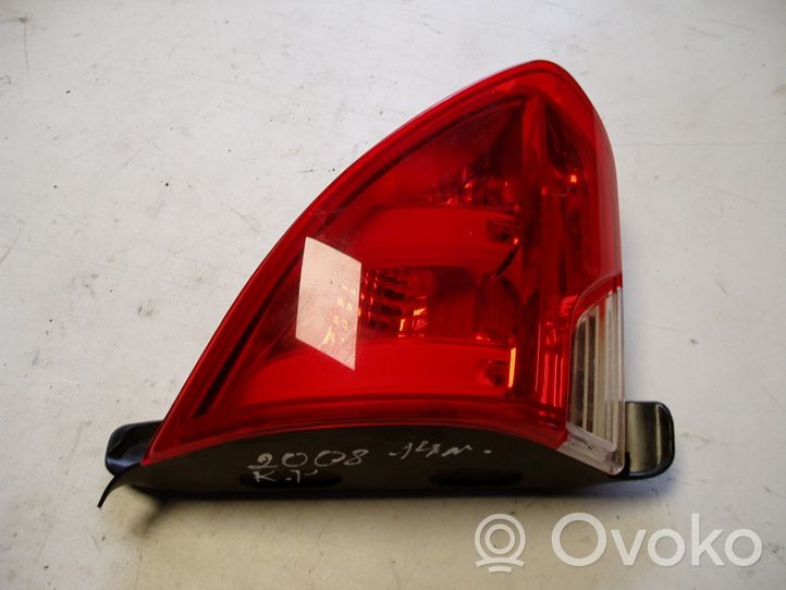 Peugeot 2008 I Lampy tylnej klapy bagażnika 9678074480