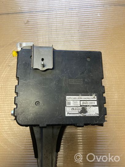 Lexus RX 330 - 350 - 400H Module de frein de stationnement 8968033010