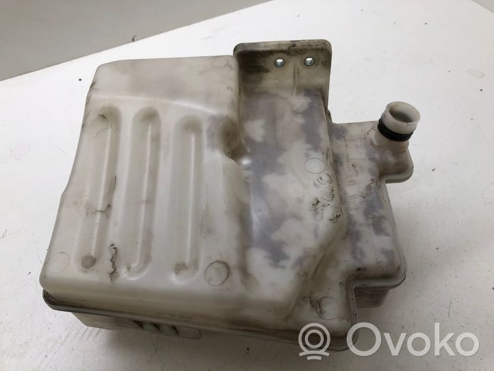 Skoda Octavia Mk2 (1Z) Réservoir de liquide lave-glace 1K0955453