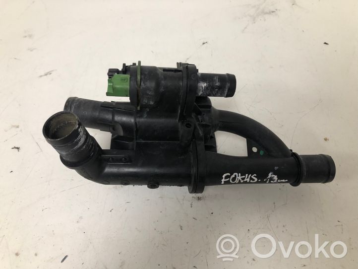 Ford Focus Boîtier de thermostat / thermostat 