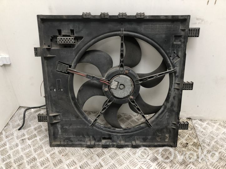 Mercedes-Benz Vito Viano W638 Ventilatore di raffreddamento elettrico del radiatore 2259411064