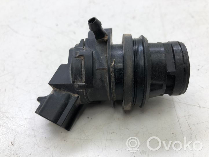 Mazda 6 Pompe de lave-glace de pare-brise 8603109170