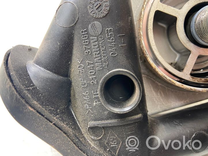 Dacia Sandero Oil filter mounting bracket 820077974
