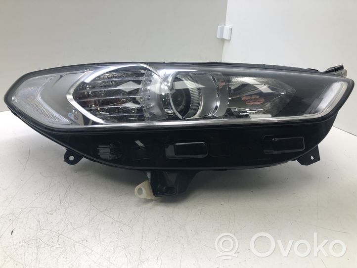 Ford Mondeo MK V Lampa przednia DS7313W029BE