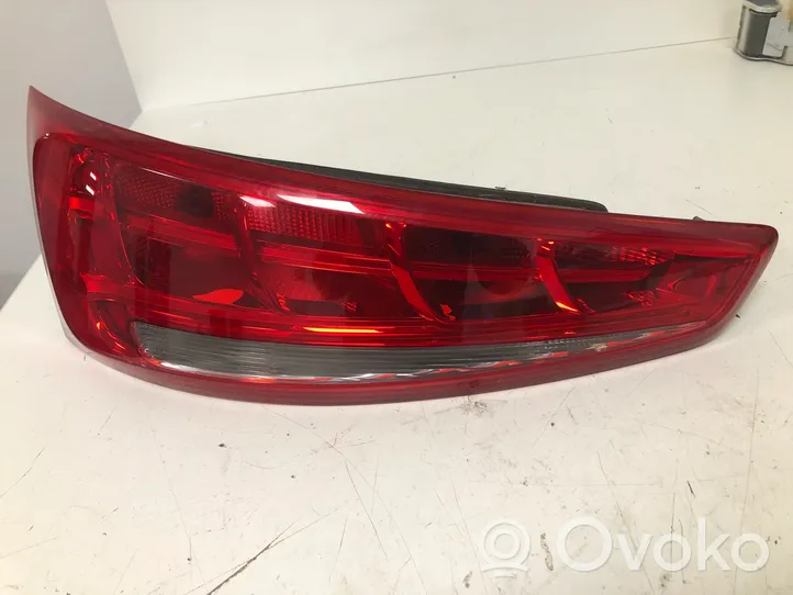 Audi Q3 8U Rear/tail lights 8U0945093