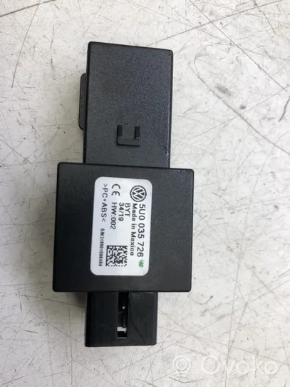 Volkswagen Tiguan Allspace Connecteur/prise USB 5U0035726