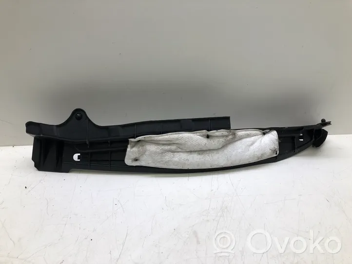 Honda CR-V Fender foam support/seal 