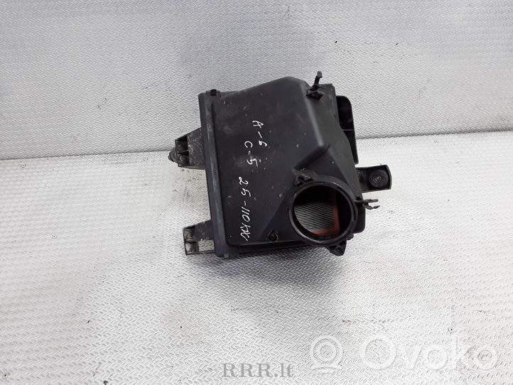 Audi A6 S6 C5 4B Scatola del filtro dell’aria 058133843A