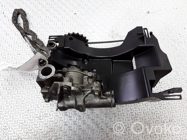 Nissan X-Trail T31 Oil pump 8200345757