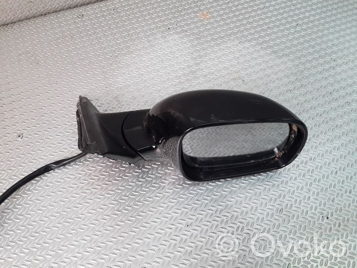 Volkswagen PASSAT B5 Front door electric wing mirror 3B0857934