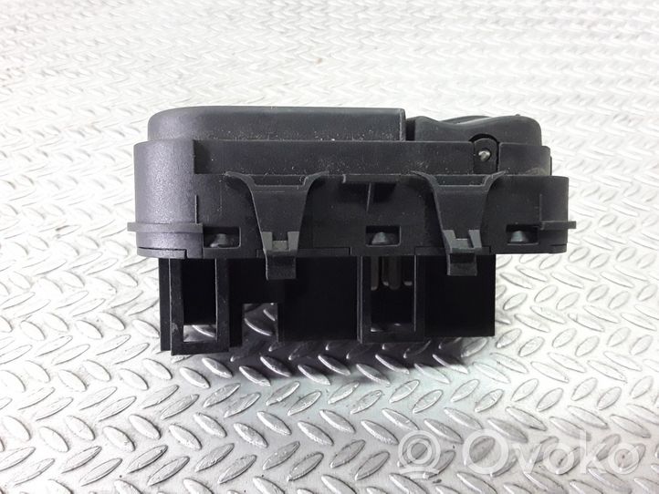 Ford Focus Electric window control switch 03162302