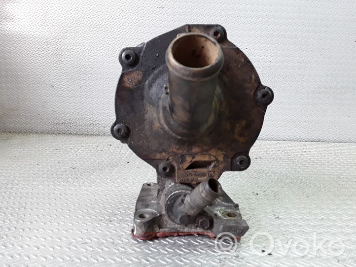 Ford Mondeo Mk III Pompe de circulation d'eau XS7Q8A578