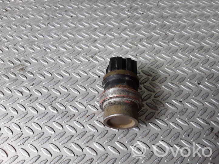 Volkswagen PASSAT B4 Sonde de température de liquide de refroidissement 357919501A