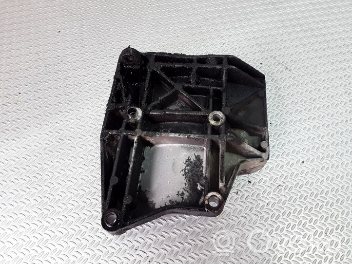 SsangYong Musso Support de générateur / alternateur A6031550735