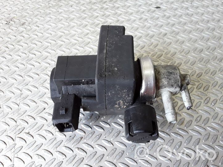 Renault Laguna II Turbo solenoid valve 8200247248