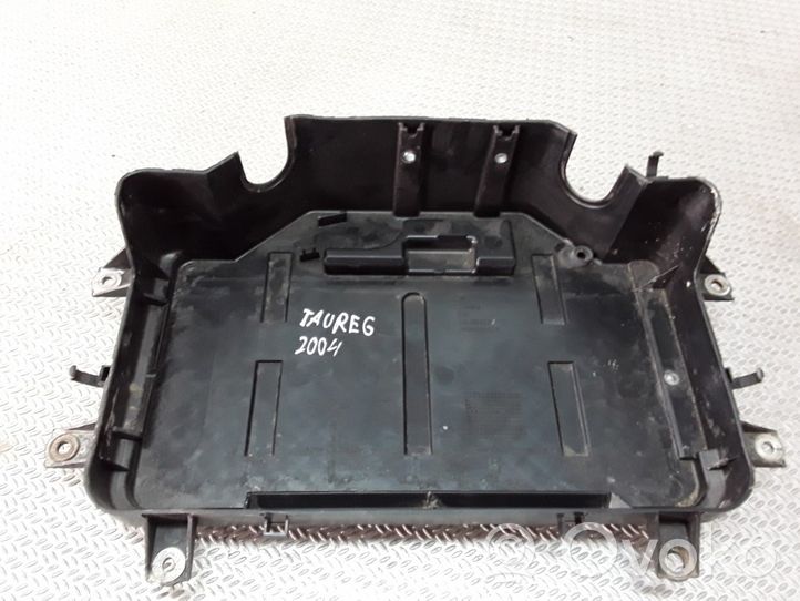 Volkswagen Touareg I Support boîte de batterie 7L6915333