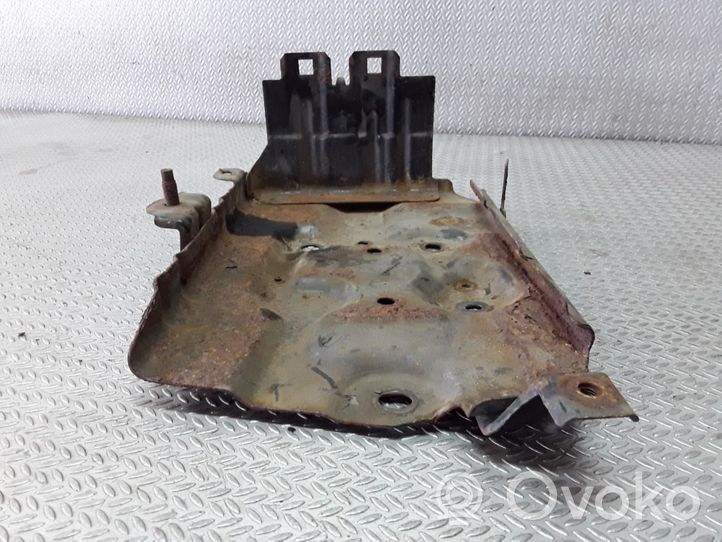 Nissan Primera Battery tray 