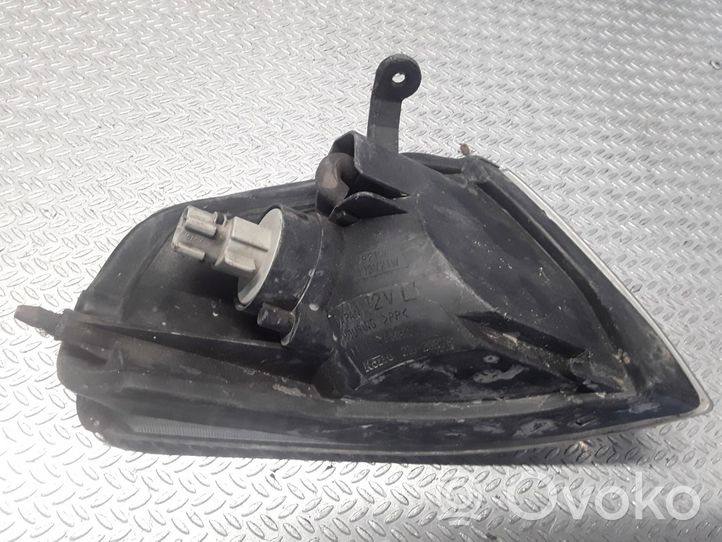 Subaru Legacy Clignotant avant 21020579