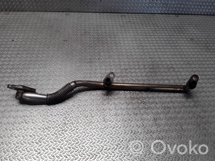 Opel Sintra Tuyau de raccordement solide EGR 