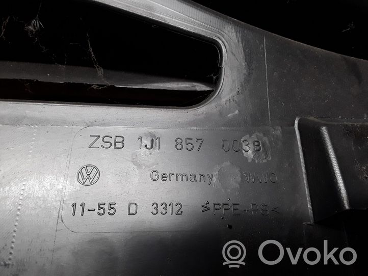 Volkswagen Golf IV Dashboard 1J1857003B