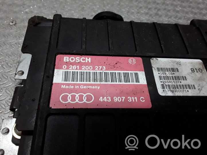 Audi 80 90 S2 B4 Calculateur moteur ECU 0261200273