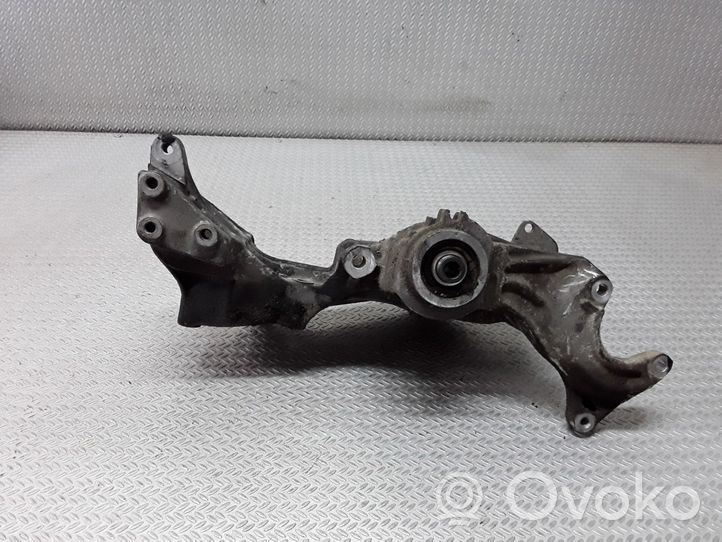 Audi A4 S4 B5 8D Soporte del alternador 058145523B