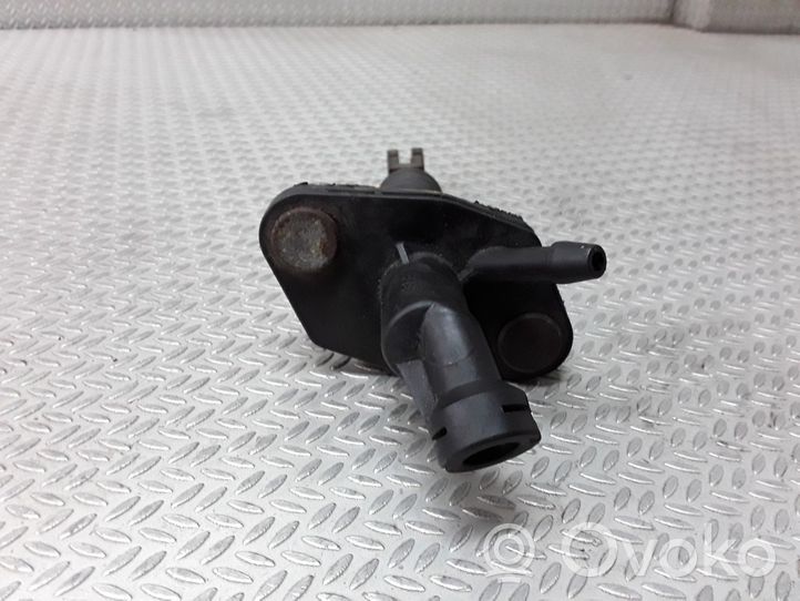 Opel Astra G Clutch slave cylinder 