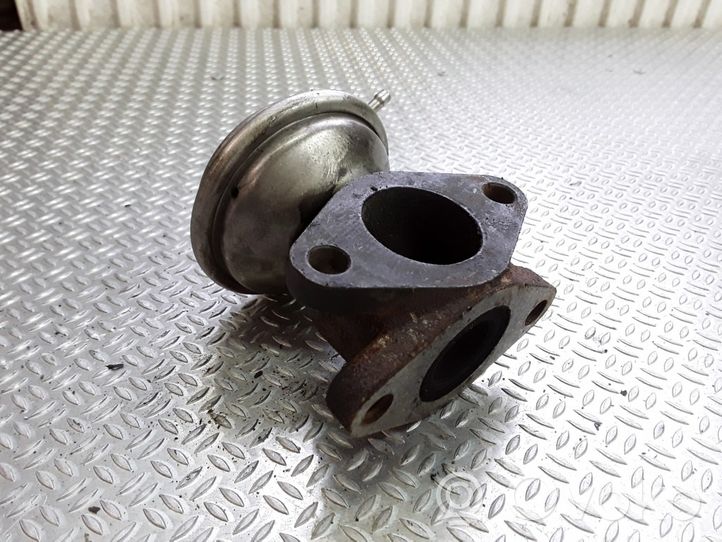 Volvo S70  V70  V70 XC EGR valve 074131503