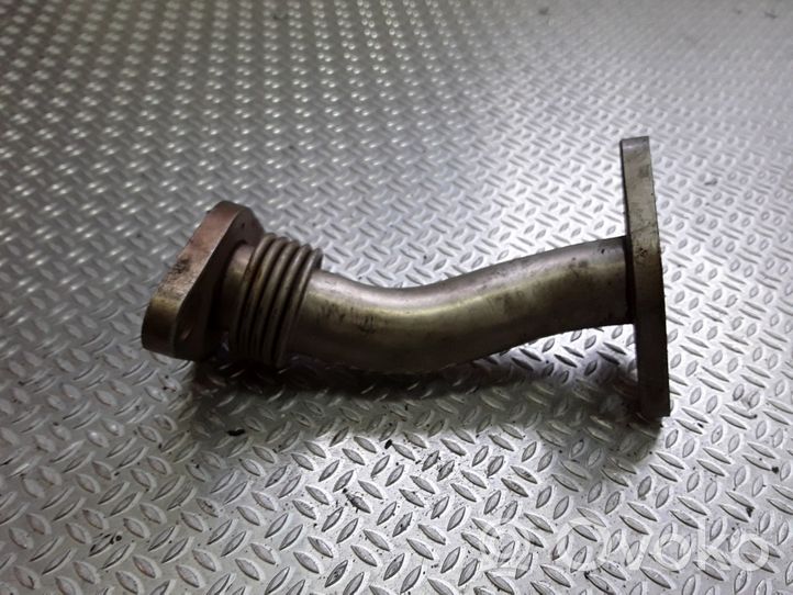 Volvo S70  V70  V70 XC Tuyau de raccordement solide EGR 074131525F