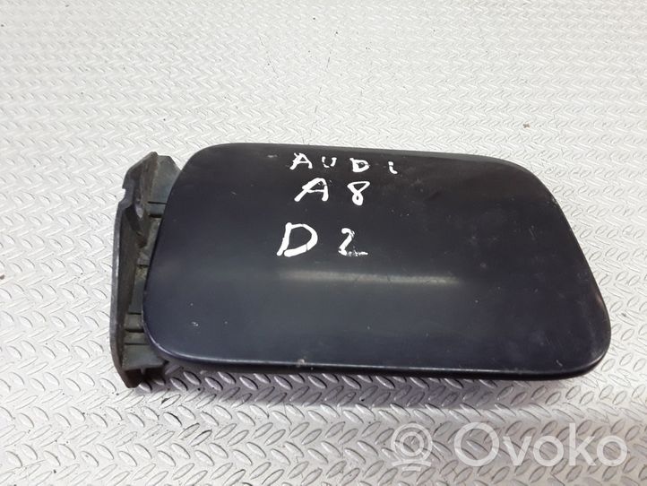 Audi A8 S8 D2 4D Bouchon, volet de trappe de réservoir à carburant 077010122Q