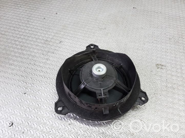 Toyota Yaris Front door speaker 