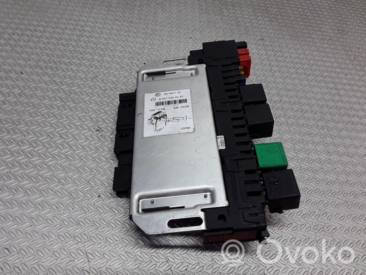 Mercedes-Benz S W220 Module de fusibles A0275454532