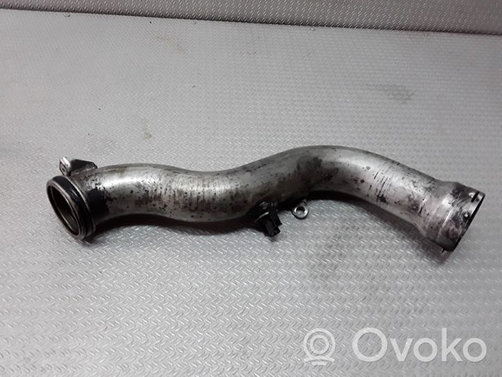 Mercedes-Benz S W220 Turbo air intake inlet pipe/hose 