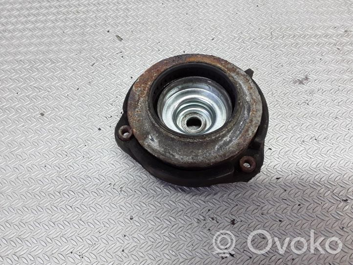 Volkswagen Jetta V Soporte de puntal superior delantero 1K0412331C