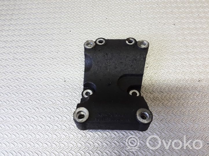 Ford Focus Staffa di montaggio del compressore dell’A/C 98FF19D624AC