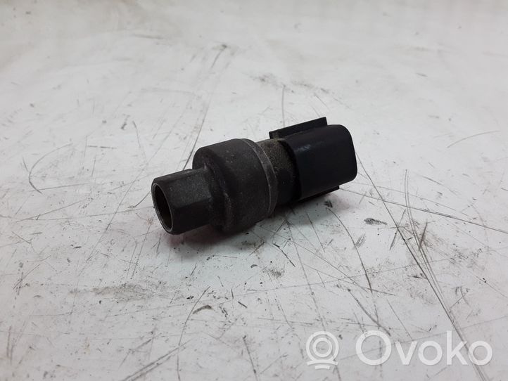 Ford Maverick Air conditioning (A/C) pressure sensor 