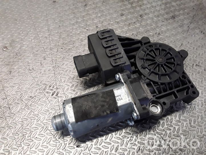 Opel Astra H Front door window regulator motor 13101480