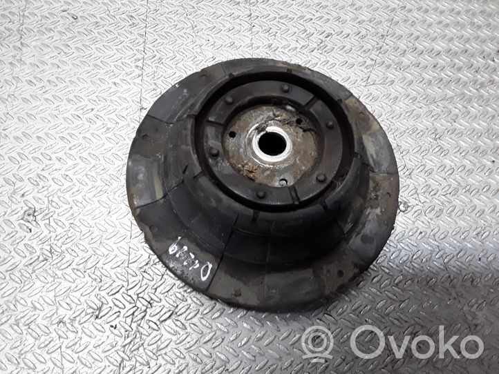 Volkswagen Transporter - Caravelle T5 Front coil spring rubber mount 