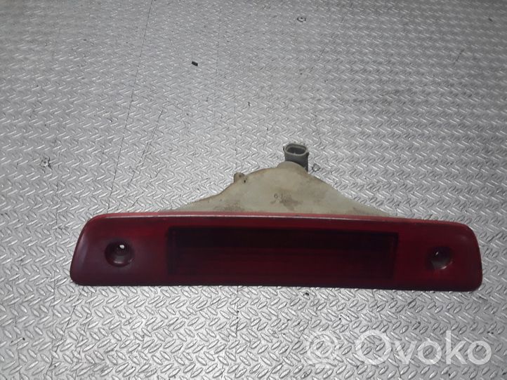 Toyota Hilux (N80, N90, N100, N110) Luce d’arresto centrale/supplementare 