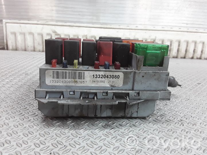 Citroen Jumper Module de fusibles 1332043080