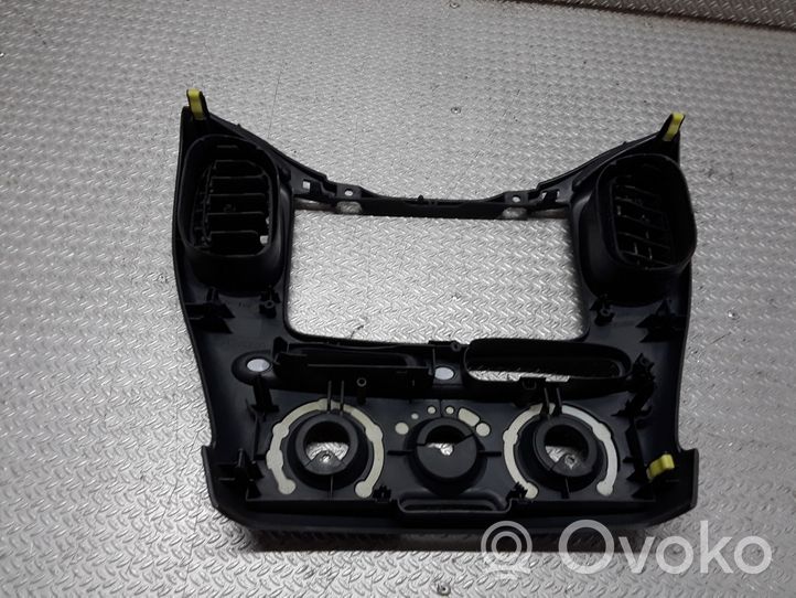 Toyota Yaris Verso Radiouztvērēja / navigācija dekoratīvā apdare 7591387014