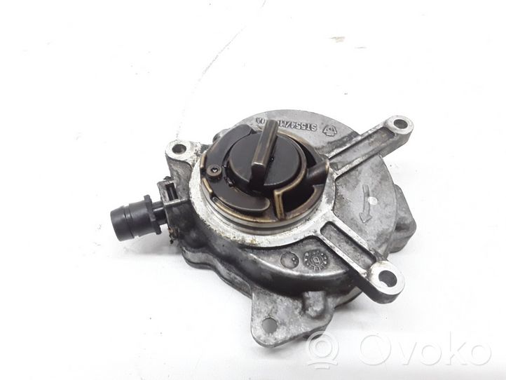 Volkswagen Eos Vacuum pump 06D145100E