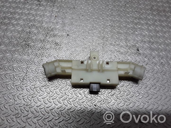 Audi A8 S8 D2 4D Capteur de détection de mouvement, système d'alarme 4D0951177A