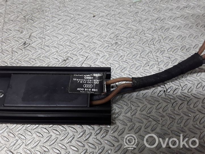 Audi A8 S8 D2 4D Amplificatore antenna 4D0919891