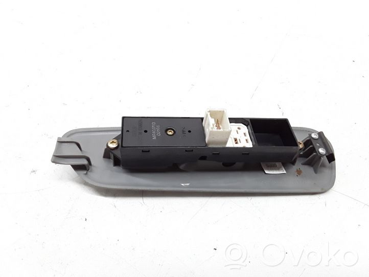 Dodge Stratus Electric window control switch MR400713