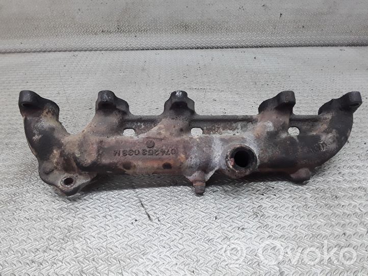 Volkswagen II LT Exhaust manifold 074253033