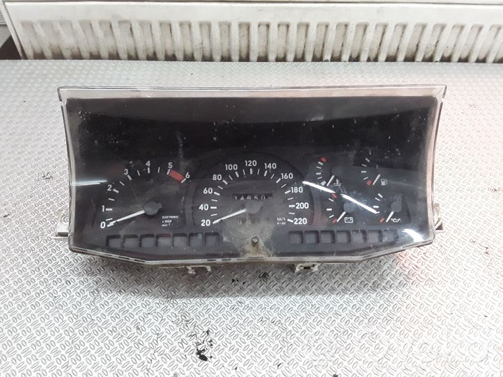 Opel Frontera A Compteur de vitesse tableau de bord 87001271