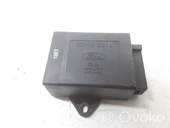 Ford Mondeo Mk III Module d'éclairage LCM 3S7T17D539AB