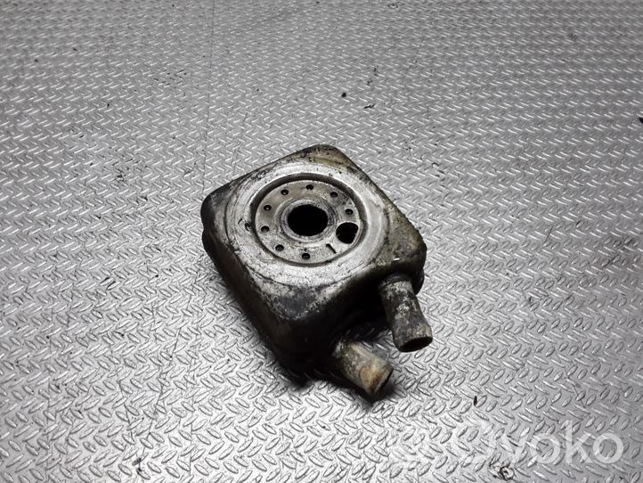 Volkswagen Golf III Supporto di montaggio del filtro dell’olio 